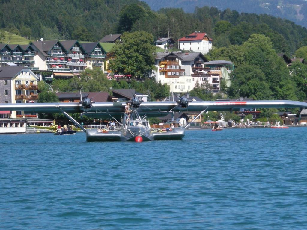 Апартаменты Aberseeblick Pension Ellmauer Sankt Wolfgang im Salzkammergut Экстерьер фото